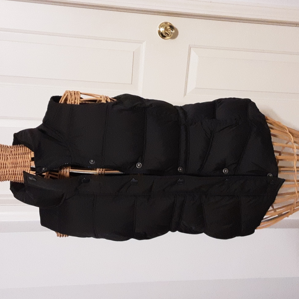 Boys black vest with front zipper and snaps